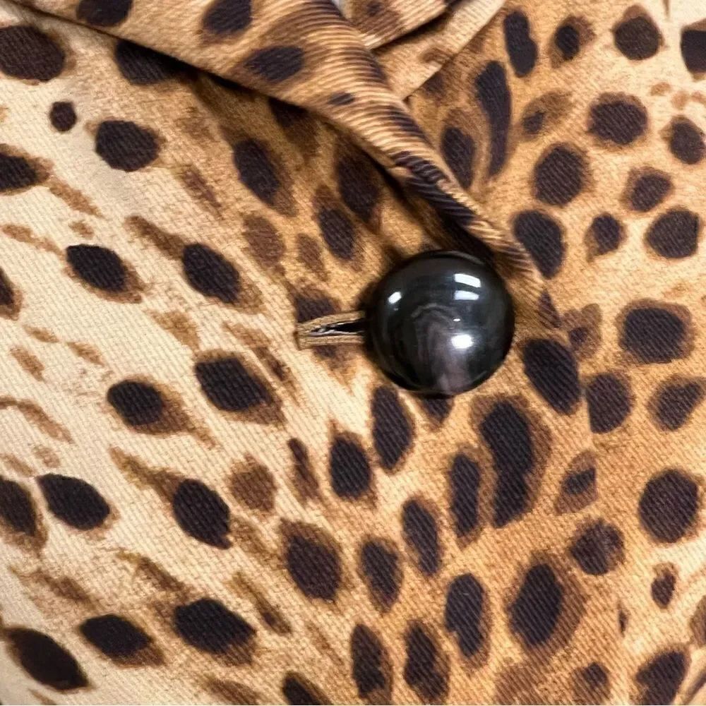Jones New York animal print blazer. Size 12 - Picture 4 of 6